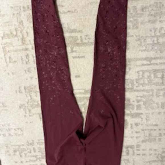 lululemon: velvet flocked leggings 28" - Picture 2 of 3